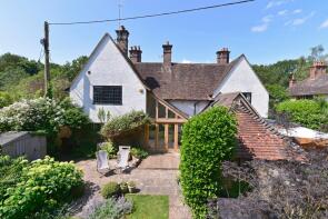 6, Oak Cottages, Withies Lane, Guildford GU3 1JA