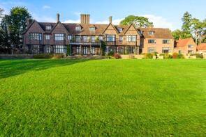 9, Yattendon Court, Yattendon Lane, Yattendon, Thatcham RG18 0UT