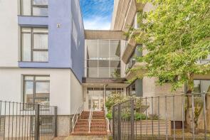 75, Skyline House, Swingate, Stevenage SG1 1AP
