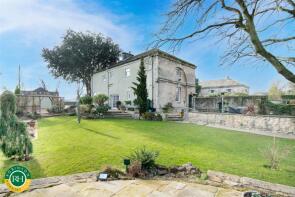 East Lodge, Wadworth Hall Lane, Wadworth, Doncaster DN11 9BH
