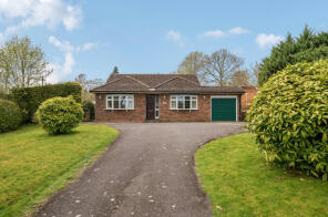 Roblyn, College Lane, Ellisfield RG25 2QF