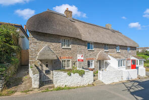 Sleepy Thatch, Road Past Bowhaye House, Kingsbridge TQ7 2BU