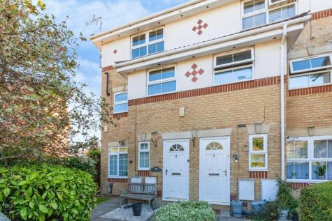 Manor Court, Slough