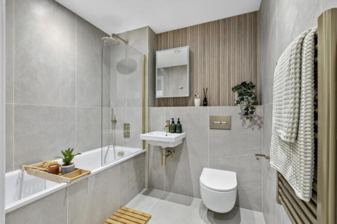 Show Apartment Bathroom