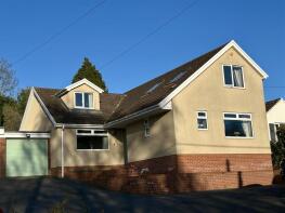 Le Noyer, Upper Road, Llandevaud, Newport NP18 2AD