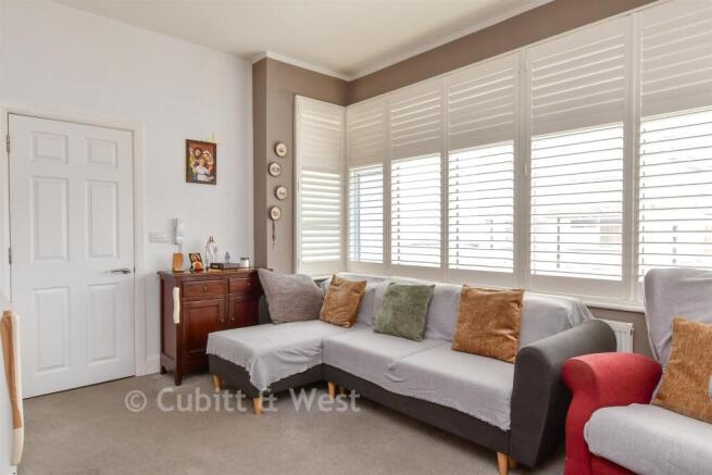 Kitchen /Living Room