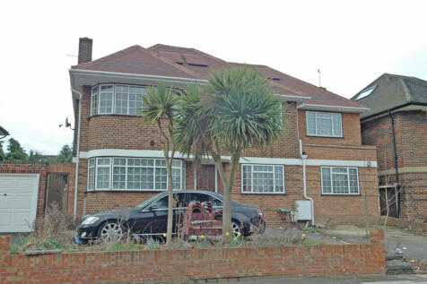 The Ridings, Ealing, W5