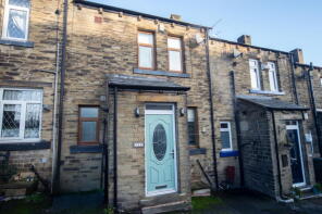 13, St Lukes Terrace, Moorbottom, Cleckheaton BD19 6AB