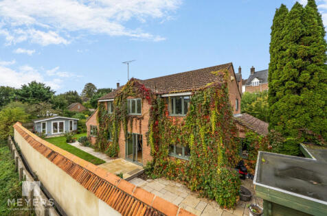 Hayden Hill House, 32A North Street, Dorchester, DT2 9