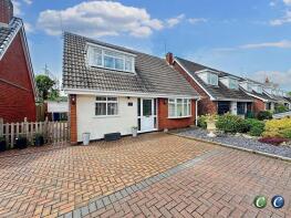 21, Hawkesmore Drive, Little Haywood, Stafford ST18 0UA