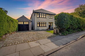 24, Holmwood Drive, Wirral CH61 1AU