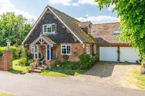 Hillside Lodge, Hillside Lane, Great Amwell SG12 9SQ