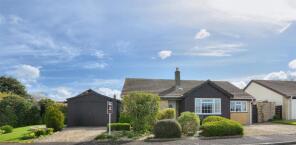 11, Burges Close, Sturminster Newton DT10 1QQ
