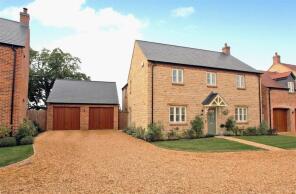 11, Bradbery Close, Brackley NN13 5HA