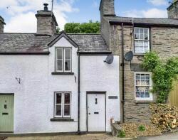 7 Bron Berwyn, Church Street, Bala LL23 7HL