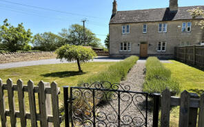1, Church End Cottages, Waterperry Road, Holton, Oxford OX33 1PW