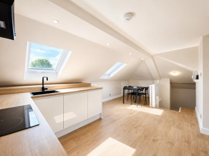 Sidney Avenue, Palmers Green, N13