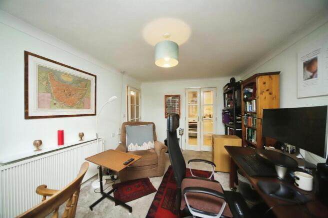 Photo 3