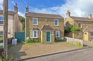 Lynton, Primrose Lane, South Of Motorway, Sittingbourne ME9 8EG