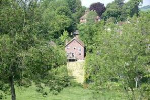 Barrow View, Handley Street, Salisbury SP5 5JG