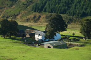 Earnieside Farmhouse, Dunning Glen FK14 7LB