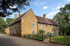 1 Ragsdale, Church Lane, Kettering NN14 1PX