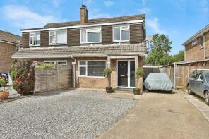 10, Raleigh Close, Ringwood BH24 1XP