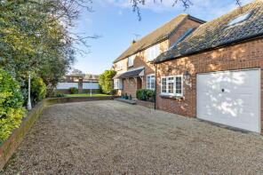 2a, New Road, Knebworth SG3 6JX