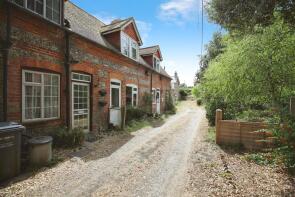 2, Old Vicarage Cottages, Biddesden Bottom Road, Appleshaw SP11 9BG