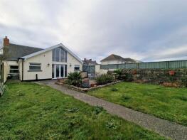 36 Royal Oak, Military Road, Pennar, Pembroke Dock SA72 6SQ