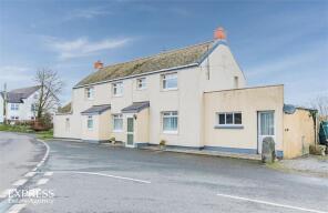 Gate House, B4314 Junction Tavernspite To Junction A477t Red Roses, Tavernspite, Whitland SA34 0NJ