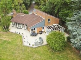 82b, Ashby Road East, Bretby, Burton-on-trent DE15 0PT