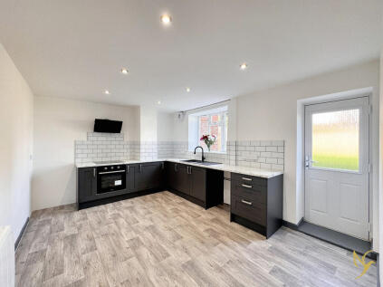#WelcomeHome to: 8 Steeple Close, Cleobury Mortimer, Kidderminster, DY14 8PD