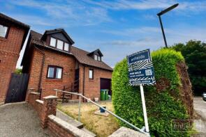 14 Little Dene, Redhill Way, Southampton SO16 7NA