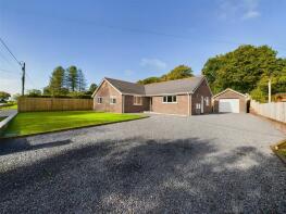 Coed Celyn, Heol Mansant, Pontyates, Llanelli SA15 5SB
