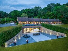 Stable House, Marlands Park, Horsham RH13 0BF