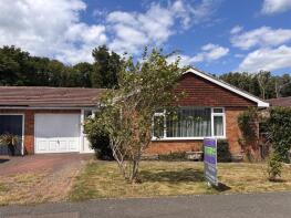 15, Fieldway, Rye TN31 6DL