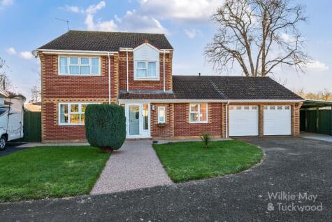 Charter Close, Bridgwater, Somerset, TA6