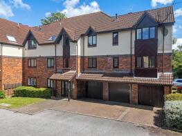 Flat 2, Theydon Gate, Station Approach, Theydon Bois, Epping CM16 7HS