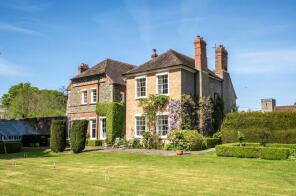 Old Vicarage, B4355 From U91607 Stansbatch To Cae Bach Hall, Kington HR5 3RP