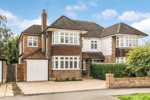 4, Cray Avenue, Ashtead KT21 1QX