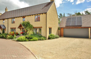5, Park Farm Place, Witney OX29 5BF