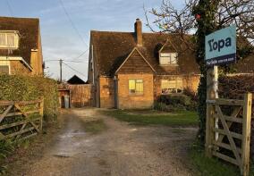 19, The Downs, Witney OX29 7SX