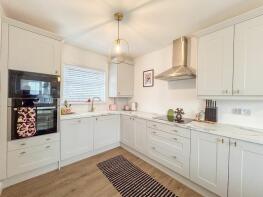 17, Seymour Rise, Parc Seymour, Caldicot NP26 3AF