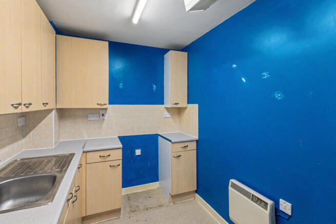 Flat 15, Ashmoor House, Dragon Parade, Harrogate, North Yorkshire, HG1 5QF