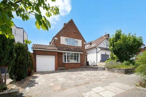 Lonsdale Drive, Enfield, EN2