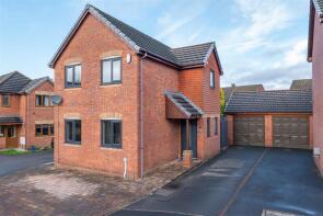 18, Balshaw House Gardens, Chorley PR7 6QG