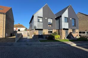 11, Brooke Close, Margate CT9 5FQ