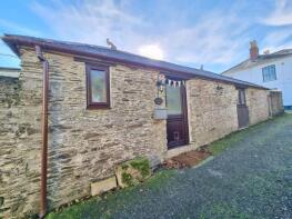 Woodview Stable, Heskyn View, Saltash PL12 5JW
