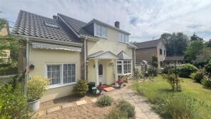 7, St Georges Close, Colchester CO7 7HZ